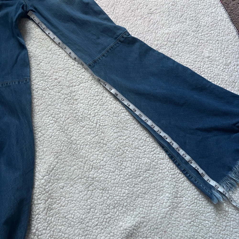 ⭐️⭐️⭐️Fashion Nova Blue Flare high rise jeans size 5 - Picture 7 of 7